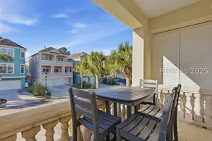 38 Crabline Ct, Hilton Head Island, SC 29928 - Photo 5
