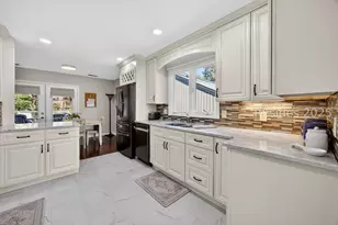 112 Otter Rd, Hilton Head Island, SC 29928 - Photo 17