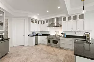 10 Collier Beach Rd, Hilton Head Island, SC 29928 - Photo 13