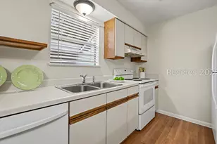 900 Brotherhood Rd, Beaufort, SC 29902 - Photo 11