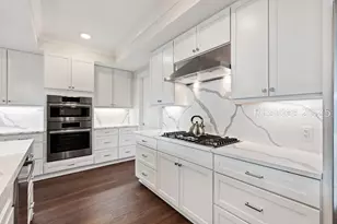 63 Skull Creek Dr, Hilton Head Island, SC 29926 - Photo 21