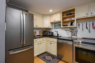 300 Woodhaven Dr, Hilton Head Island, SC 29928 - Photo 15