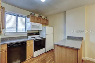 663 William Hilton Pkwy, Hilton Head Island, SC 29928 - Photo 5