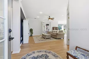 19 Hampton Cir, Bluffton, SC 29909 - Photo 5