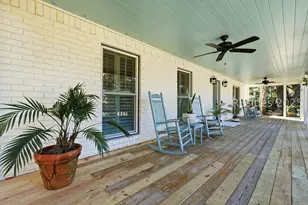 106 S Hermitage Rd, Beaufort, SC 29902 - Photo 9