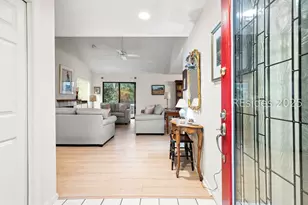 28 Oak Ct, Hilton Head Island, SC 29928 - Photo 5