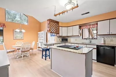 28 Oak Court, Hilton Head Island, SC 29928 - Photo 15