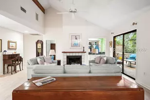 28 Oak Ct, Hilton Head Island, SC 29928 - Photo 9