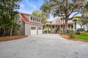 218 Old Plantation Dr, Beaufort, SC 29907 - Photo 5