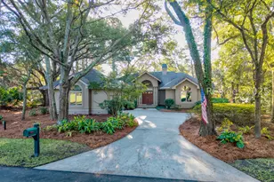 7 Yardarm, Hilton Head Island, SC 29928 - Photo 1