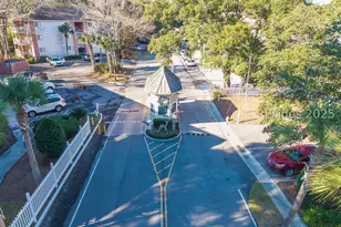 45 Folly Field Rd, Hilton Head Island, SC 29928 - Photo 3