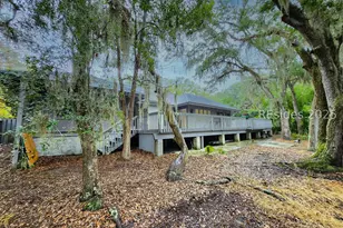 19 Bateau Rd, Hilton Head Island, SC 29928 - Photo 9