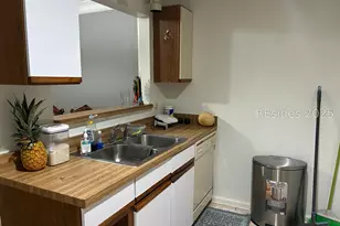 96 Mathews Dr, Hilton Head Island, SC 29926 - Photo 5