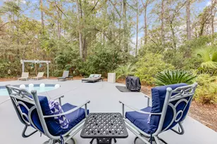 8 Edgewood Ct, Hilton Head Island, SC 29926 - Photo 37