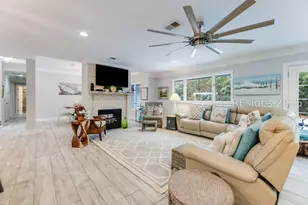 8 Edgewood Ct, Hilton Head Island, SC 29926 - Photo 5