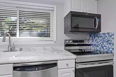 43 Folly Field Road #26, Hilton Head Island, SC 29928 - Photo 23