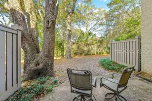 43 Folly Field Rd, Hilton Head Island, SC 29928 - Photo 15