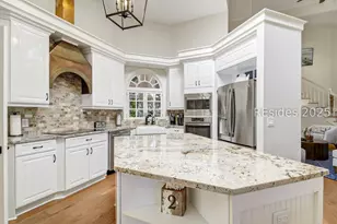 35 St Andrews Pl, Hilton Head Island, SC 29928 - Photo 13