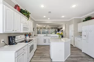 342 Landing Ln, Bluffton, SC 29909 - Photo 5