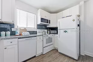 663 William Hilton Pkwy, Hilton Head Island, SC 29928 - Photo 11