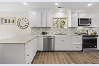 55 Wax Myrtle Court, Hilton Head Island, SC 29926 - Photo 11