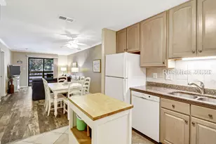 45 Folly Field Rd, Hilton Head Island, SC 29928 - Photo 15