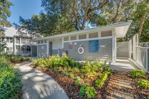 14 Wimbledon Ct, Hilton Head Island, SC 29928 - Photo 3