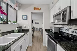 42 S Forest Beach Dr, Hilton Head Island, SC 29928 - Photo 9