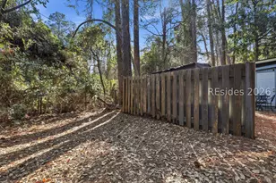 6 Point Comfort Rd, Hilton Head Island, SC 29928 - Photo 21