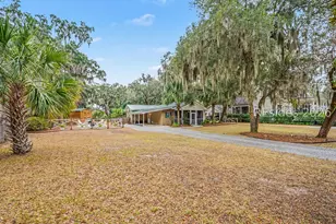 1309 Newcastle St, Beaufort, SC 29902 - Photo 9