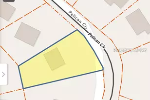 29 Pelican Cir, Beaufort, SC 29906 - Photo 1