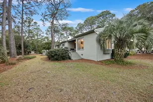226 Sea Pines Dr, Hilton Head Island, SC 29928 - Photo 37