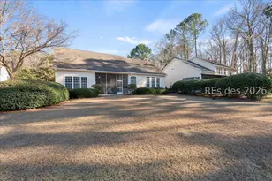 122 Island W Dr, Bluffton, SC 29910 - Photo 25