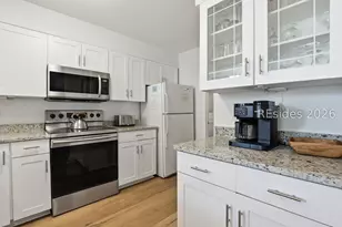 200 Colonnade Dr, Hilton Head Island, SC 29928 - Photo 7