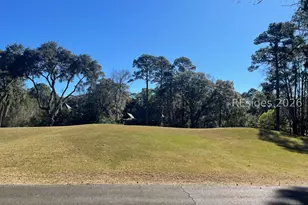 18 Water Oak Dr, Hilton Head Island, SC 29928 - Photo 5