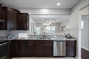 208 Gleneagle Ct, Bluffton, SC 29909 - Photo 9