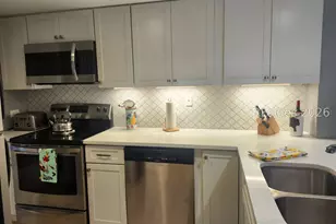 113 Shipyard Dr, Hilton Head Island, SC 29928 - Photo 9