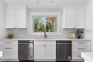 2 Willow Oak Rd W, Hilton Head Island, SC 29928 - Photo 7