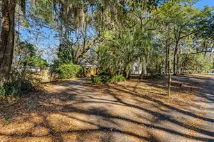 8 Factory Creek Rd, Beaufort, SC 29907 - Photo 35