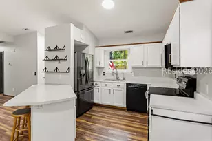 8 Factory Creek Rd, Beaufort, SC 29907 - Photo 5