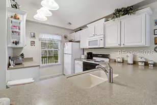 30 Valencia Dr, Hilton Head Island, SC 29928 - Photo 9