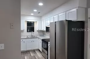 1013 Sumter Ave, Fairfax, SC 29827 - Photo 5