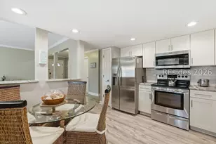 125 Shipyard Dr, Hilton Head Island, SC 29928 - Photo 15