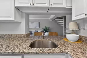 17 Harbourside Ln, Hilton Head Island, SC 29928 - Photo 11