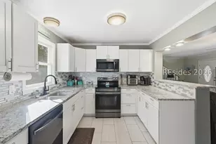 8 Meridith Ln, Beaufort, SC 29907 - Photo 11