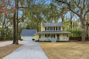 8 Meridith Ln, Beaufort, SC 29907 - Photo 3