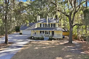 8 Meridith Ln, Beaufort, SC 29907 - Photo 3
