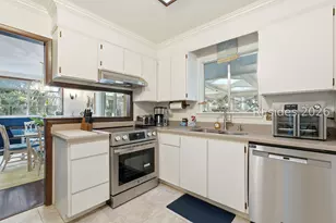 18 Sandpiper St, Hilton Head Island, SC 29928 - Photo 7