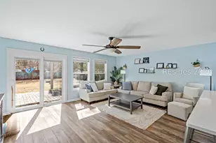 61 Mary Elizabeth Dr, Beaufort, SC 29907 - Photo 5