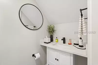 100 Mathews Drive #26, Hilton Head Island, SC 29926 - Photo 7